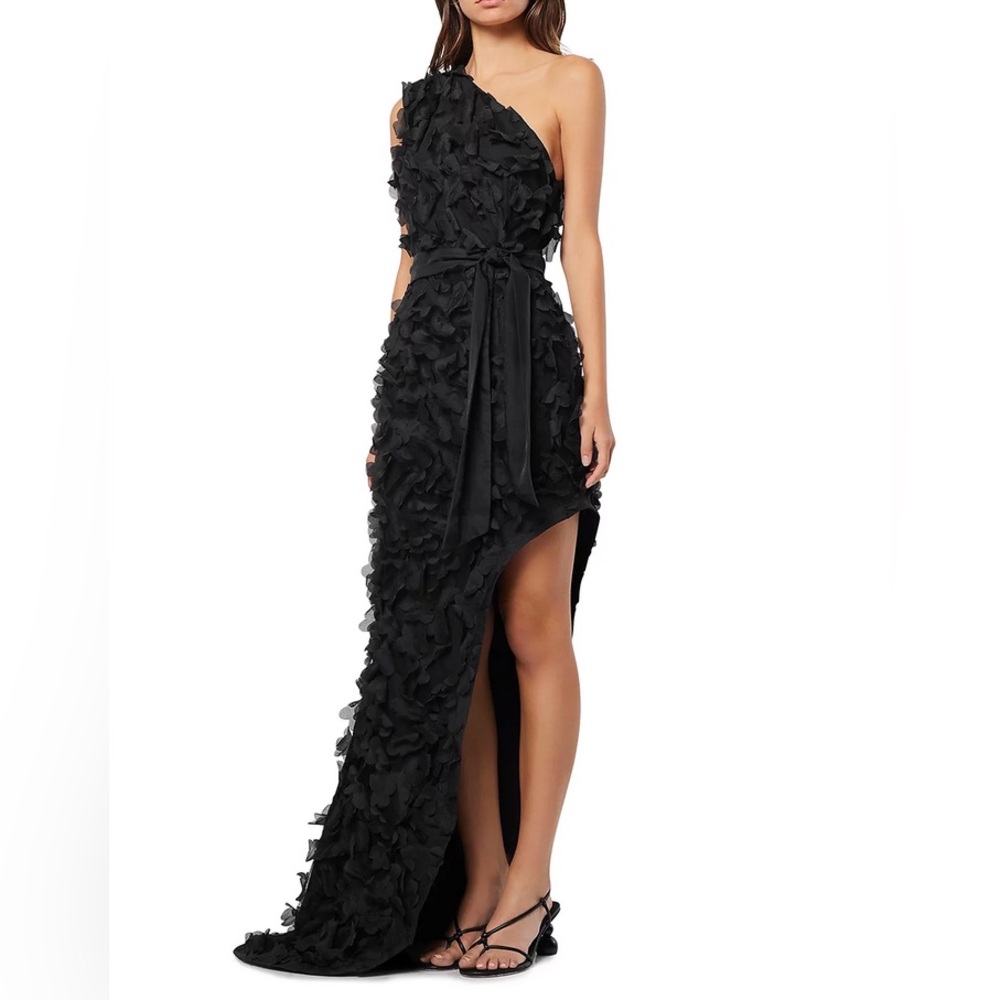 Elliatt Marcia Ruffled One Shoulder Gown in Black - Picture 2 of 6